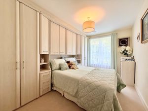 Photo 8- click for photo gallery